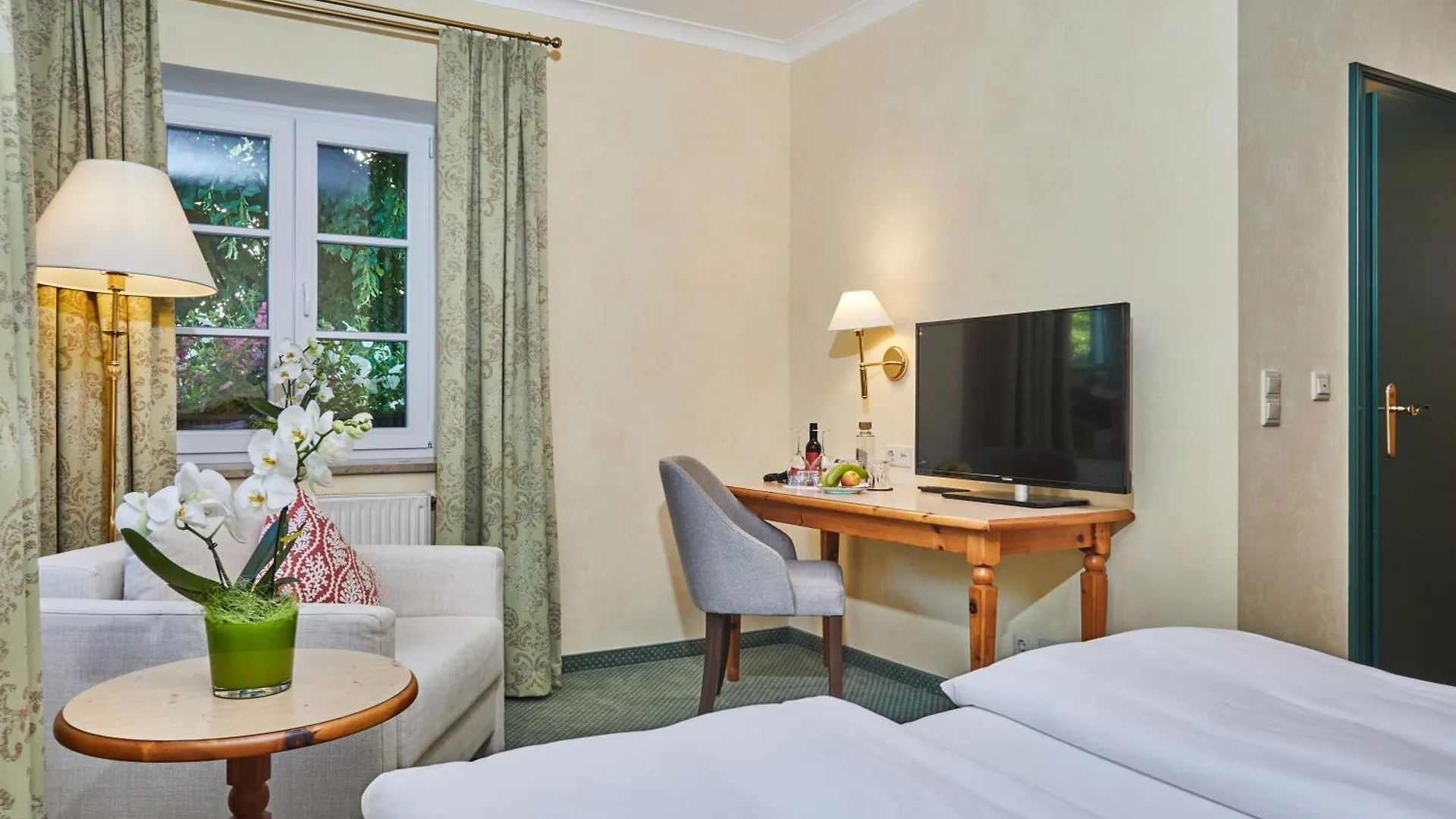Hotel Freisinger Hof Munich 4*,