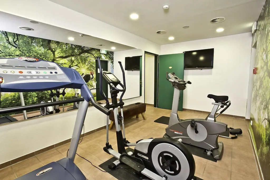 ****  מינכן Hotel Freisinger Hof גרמניה
